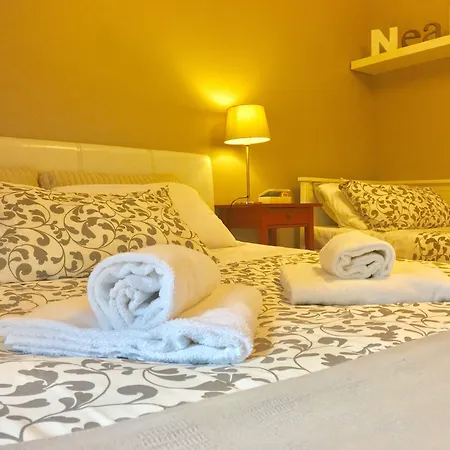 Bed and Breakfast Near *
